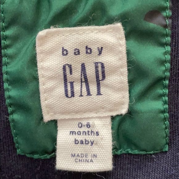 EUC Gap dinosaur hooded packable down puffer coat - Picture 8 of 8